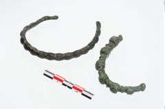 Foto von Bronzeknotenarmreif (NHMW-PRAE-026087)